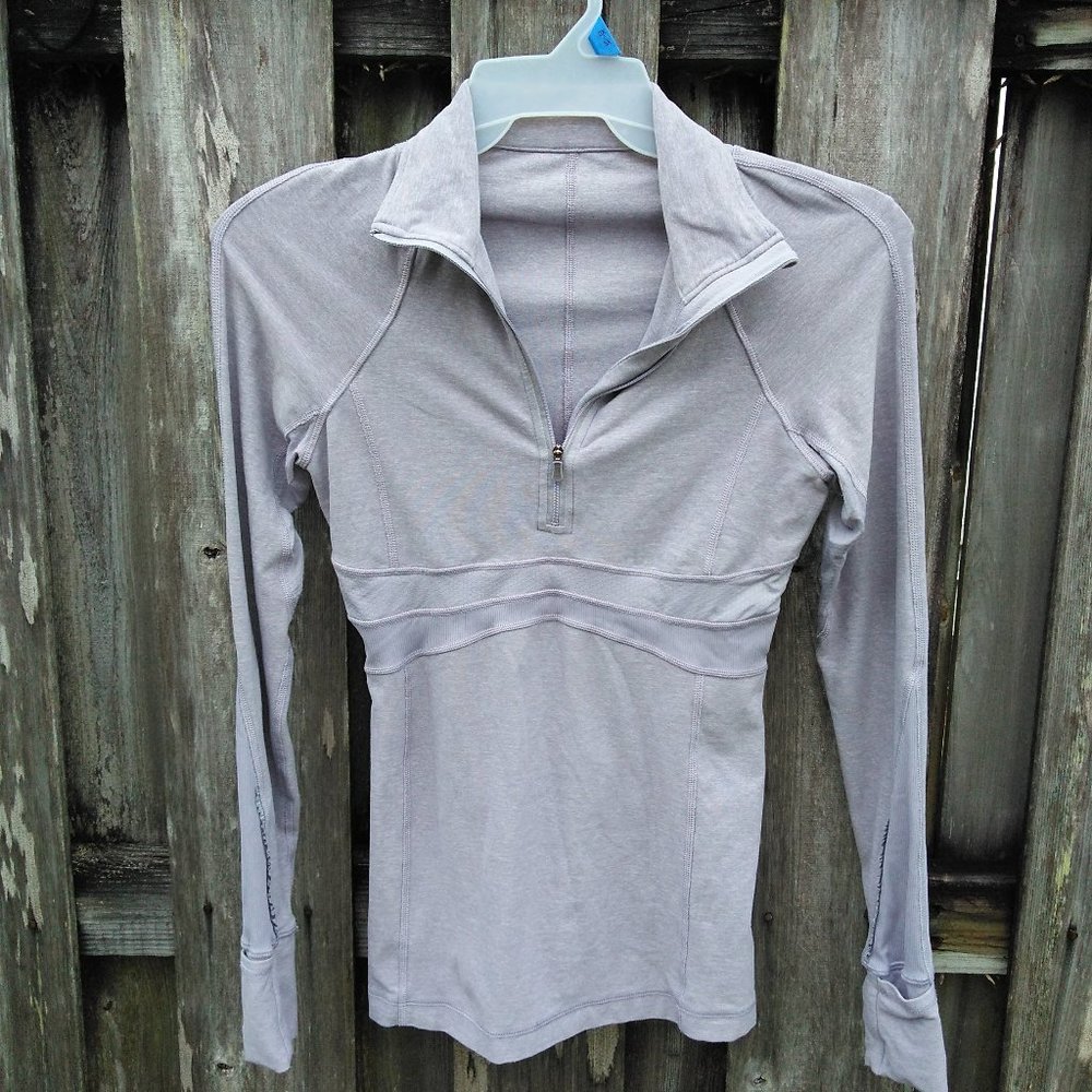 Lululemon 1/2 zip long sleeve top with back pocket 4